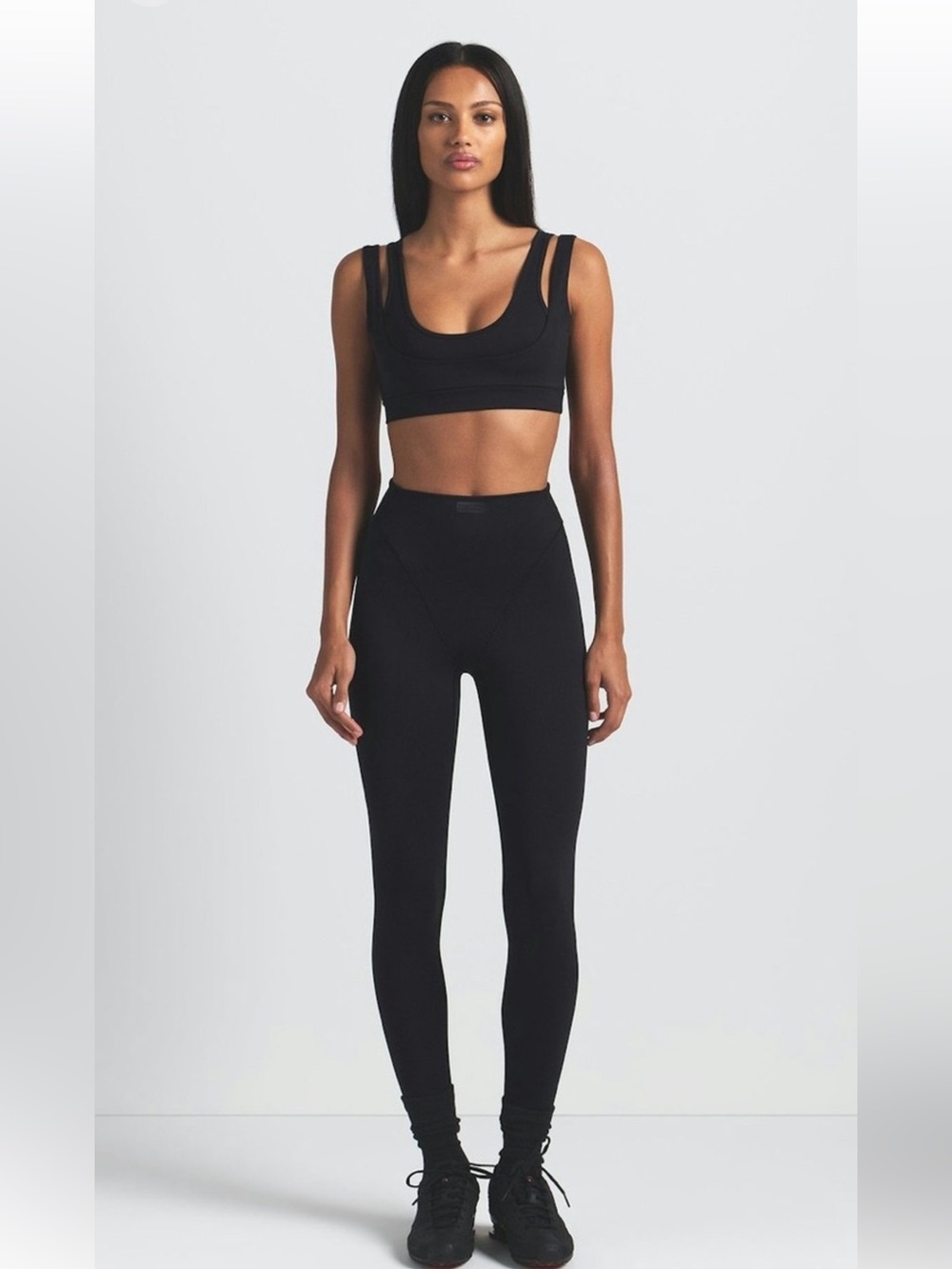NikeSKIMS, Matte V-Line 26" Legging, Obsidian, Small, NWOT!!